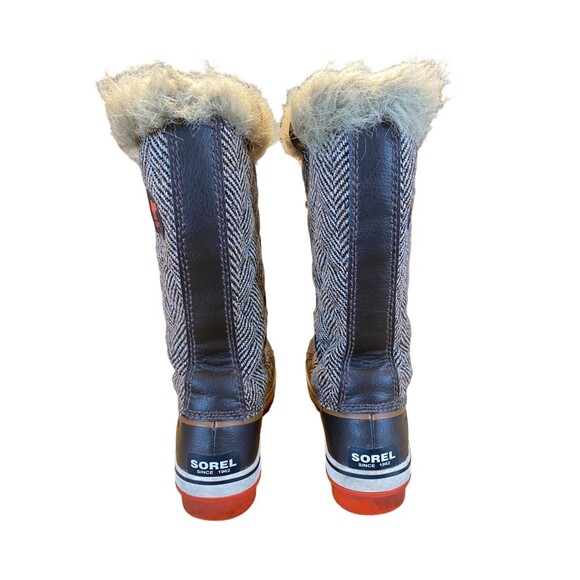 Sorel Black and Red Winter Boots - Picture 3 of 16